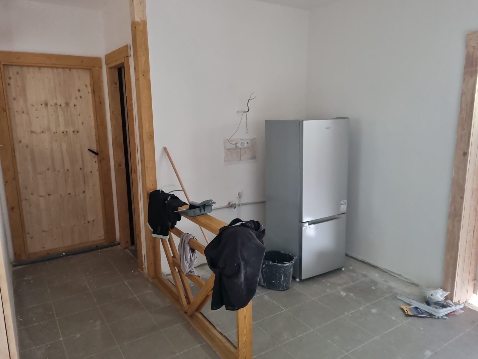 Kuchyňka v hokejáku po rekonstrukci